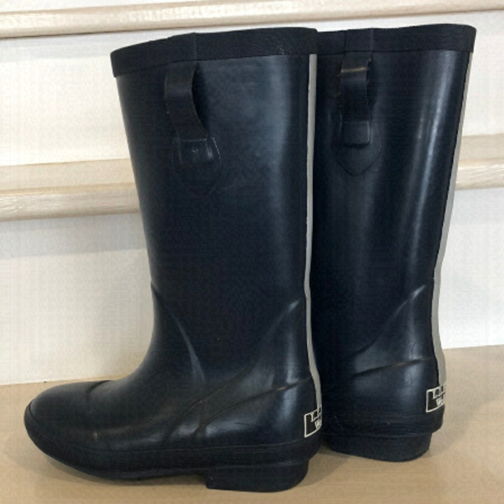 𝅺LL Bean rain boots Wellie style with pull tabs